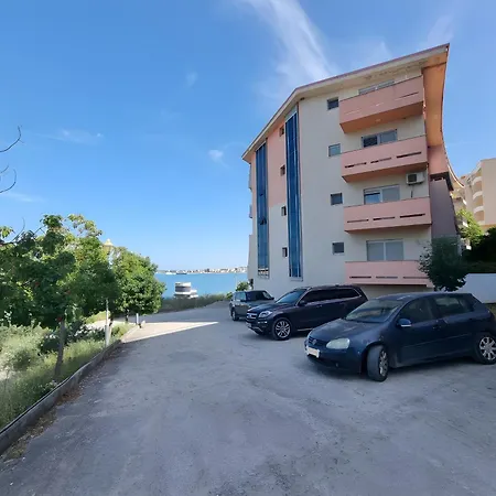 Teo's K Apartment